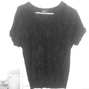 Black short sleeve shirt